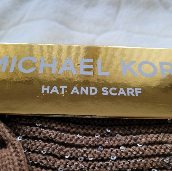 Michael Kors Hat and Scarf - Picture 4 of 7